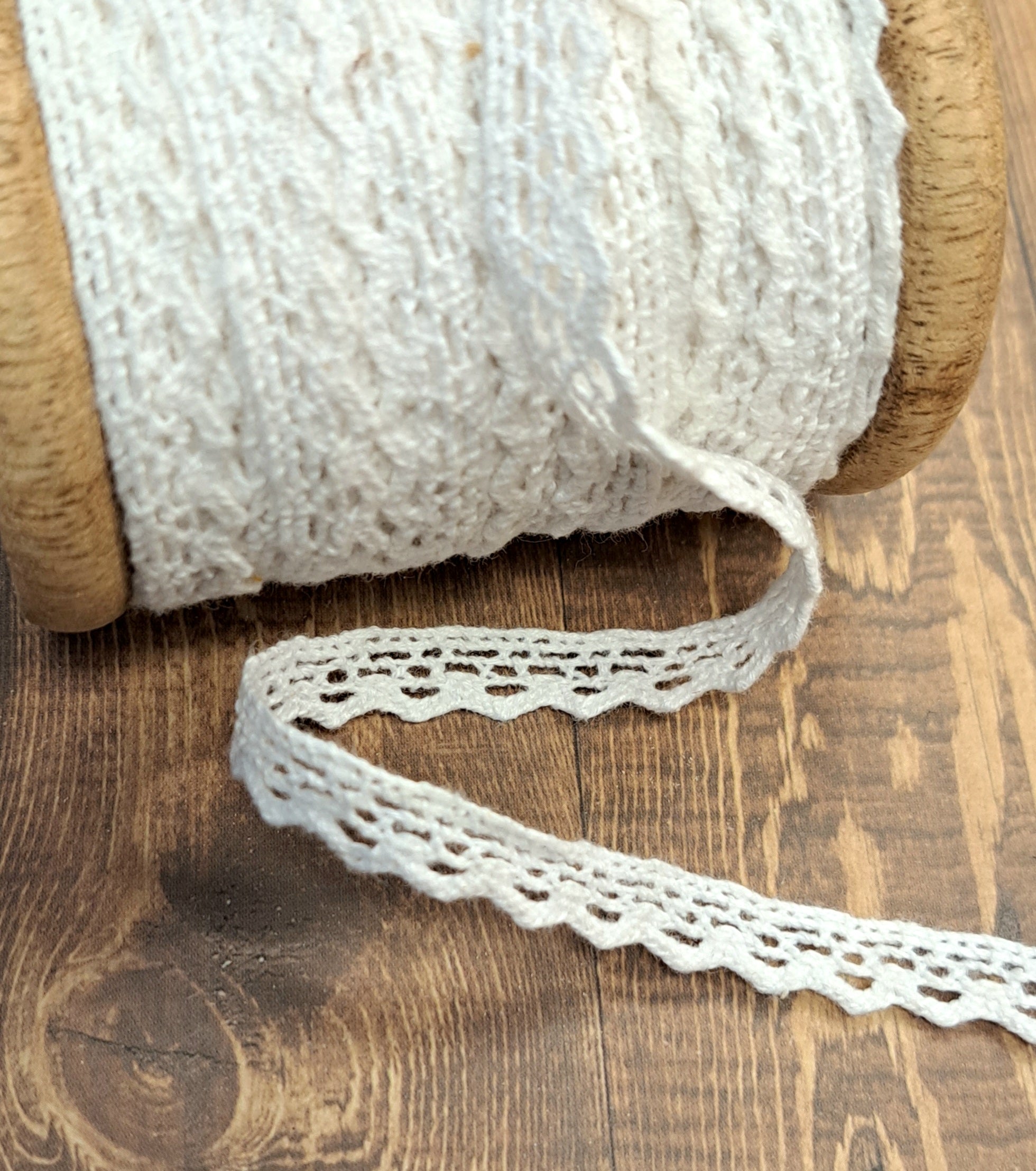 Ludvig - Crochet Lace Ribbon - White (metervis)