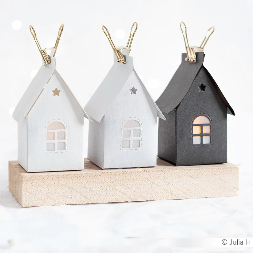 Alexandra Renke - Dies - Small House