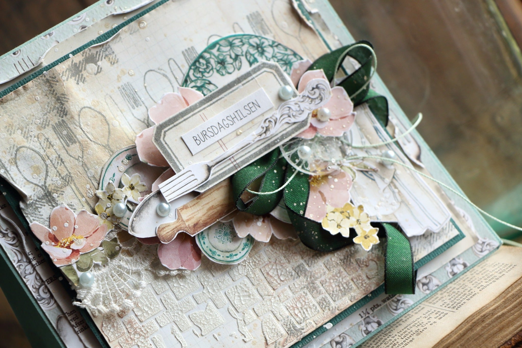 P13 - Around the table - Clear Stamp A7