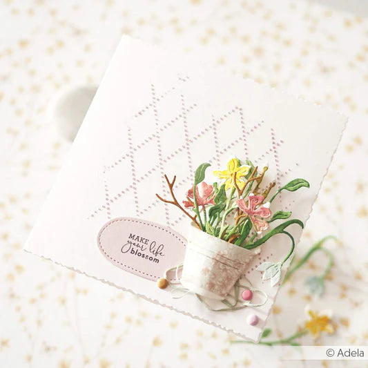 Alexandra Renke - Dies - Bucket with flowers