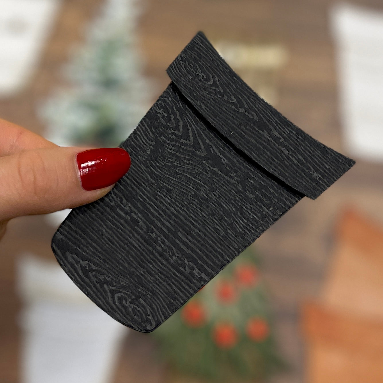 Tim Holtz - Distress Woodgrain Cardstock - Black