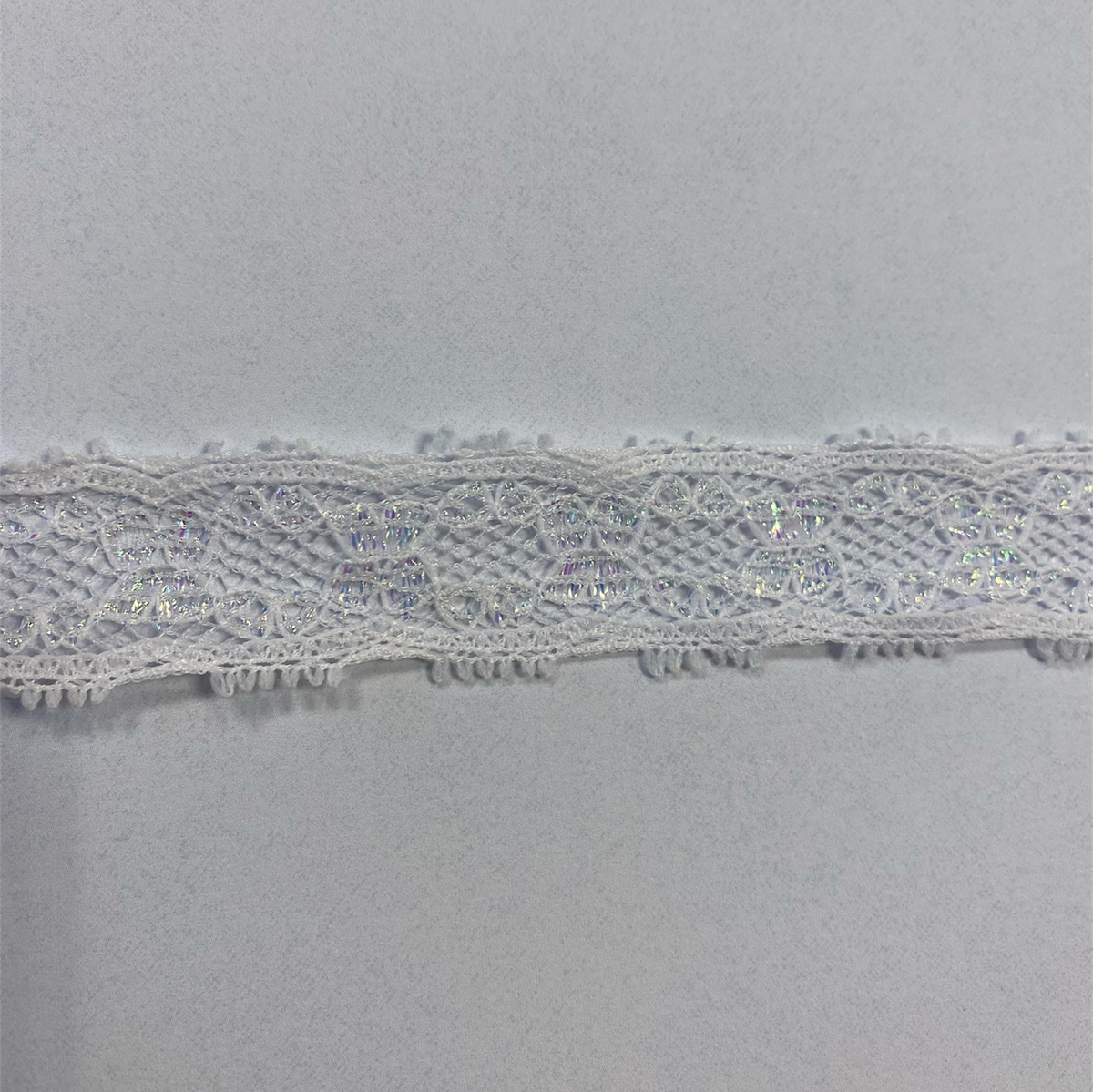 Cheep Trims - Raschel Lace - Glistening White Iris - METERSVIS
