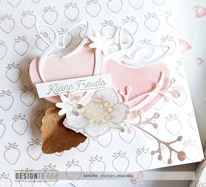 Alexandra Renke - Dies - Artist Strawberry 2