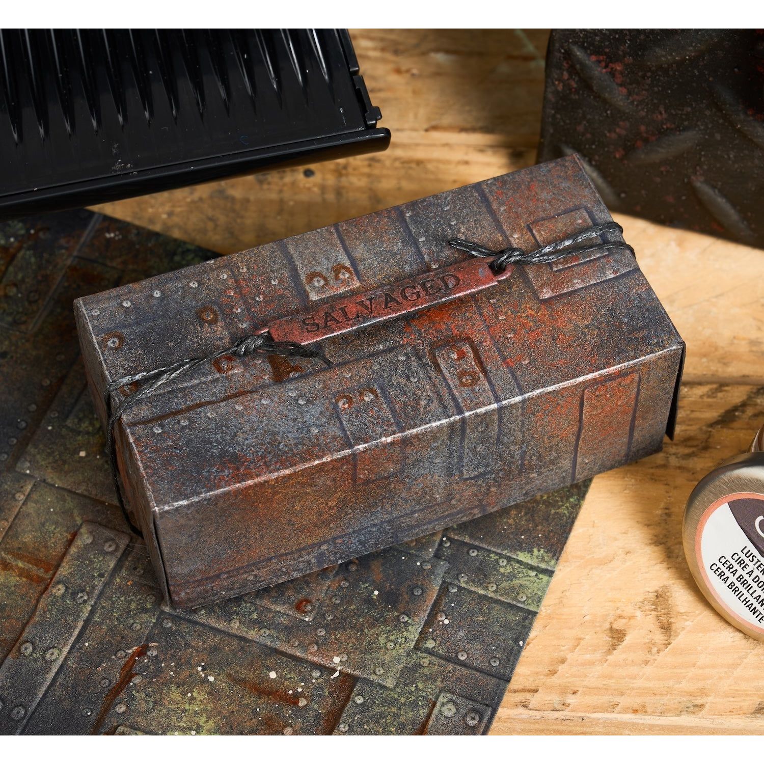 Sizzix/Tim Holtz - 3D Embossing Folder - Vault - Foundry Large - A5