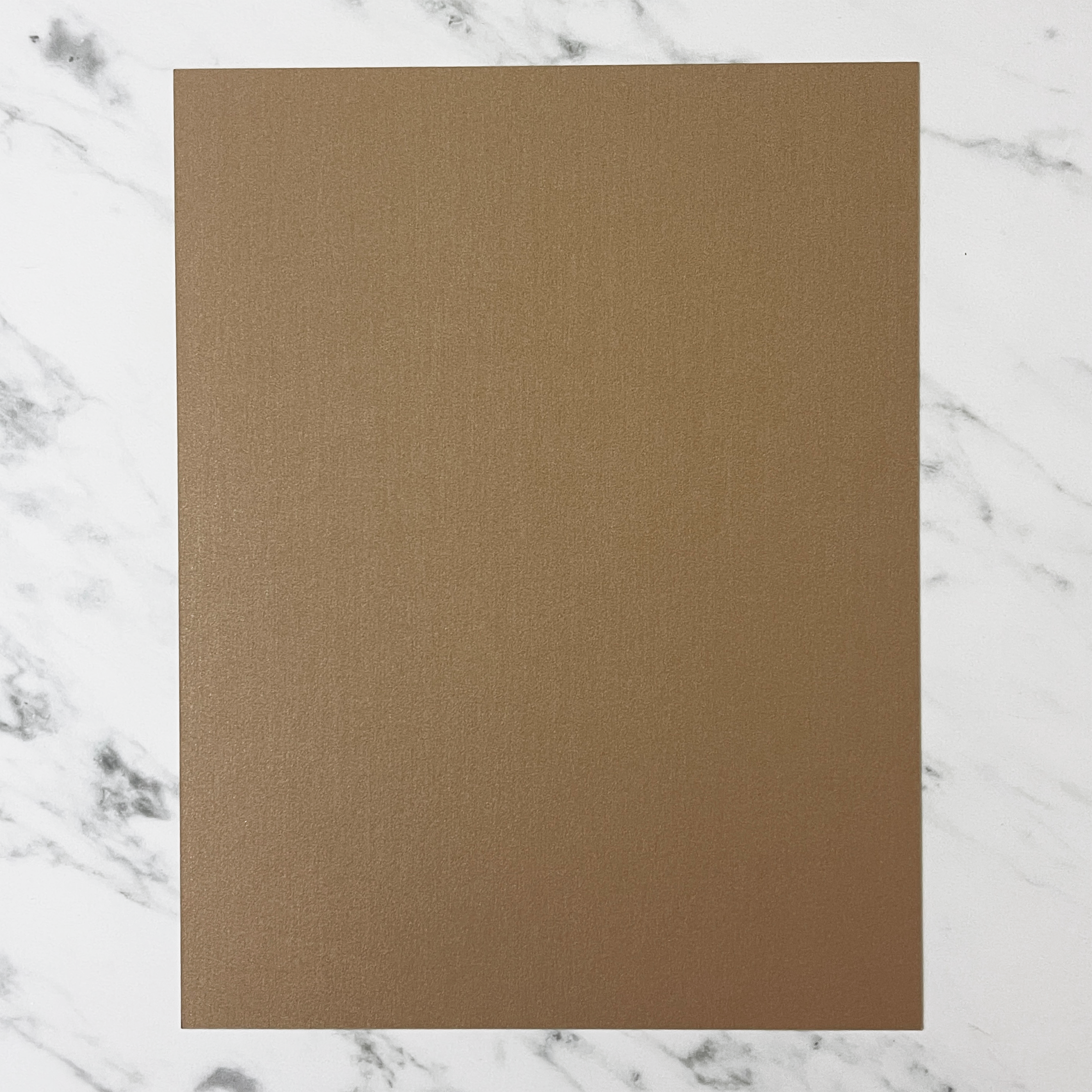 Paper Company - Cool Metallic - Shimmer Sand - 8,5 x 11"