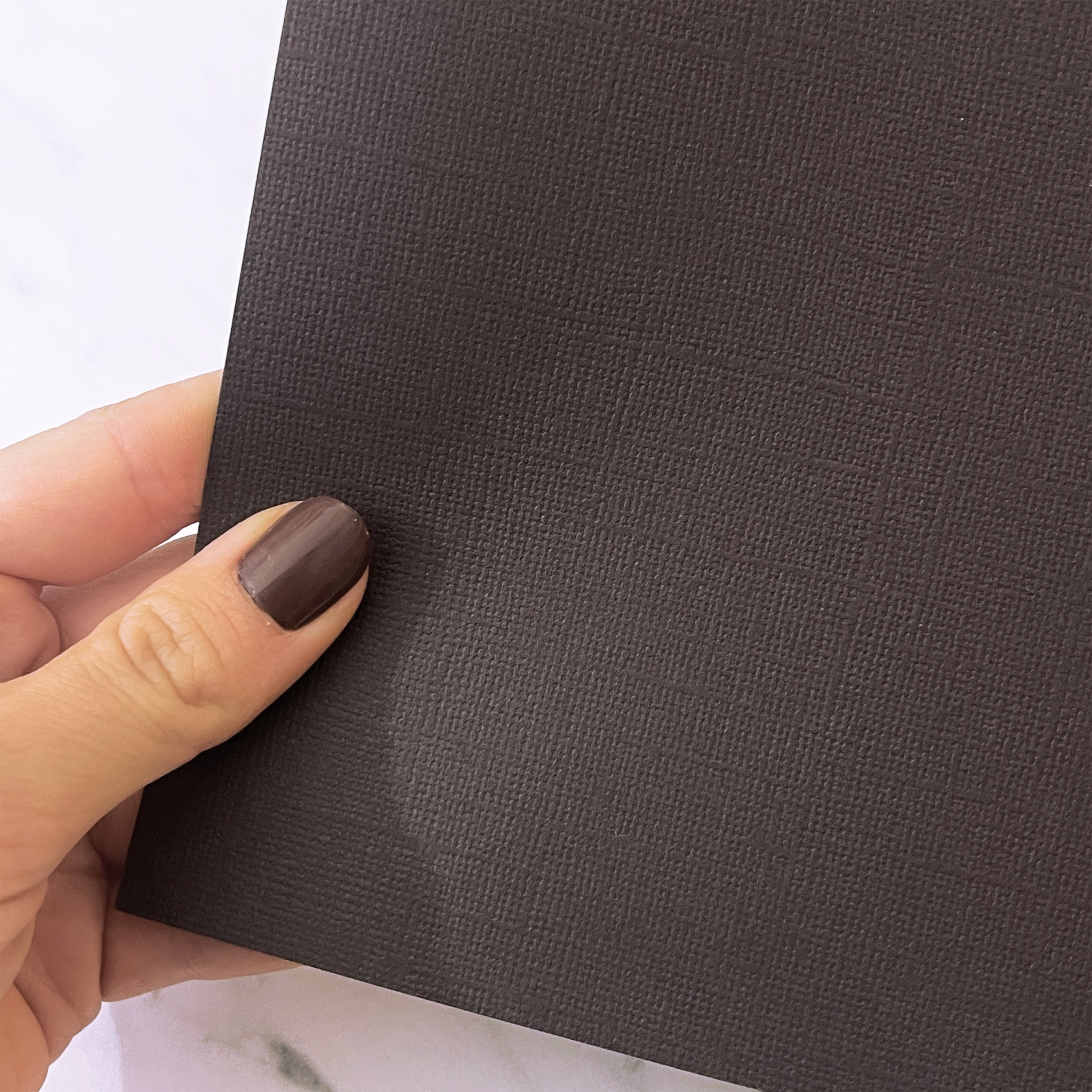 Bazzill - Canvas - Raisin - 8,5x11"