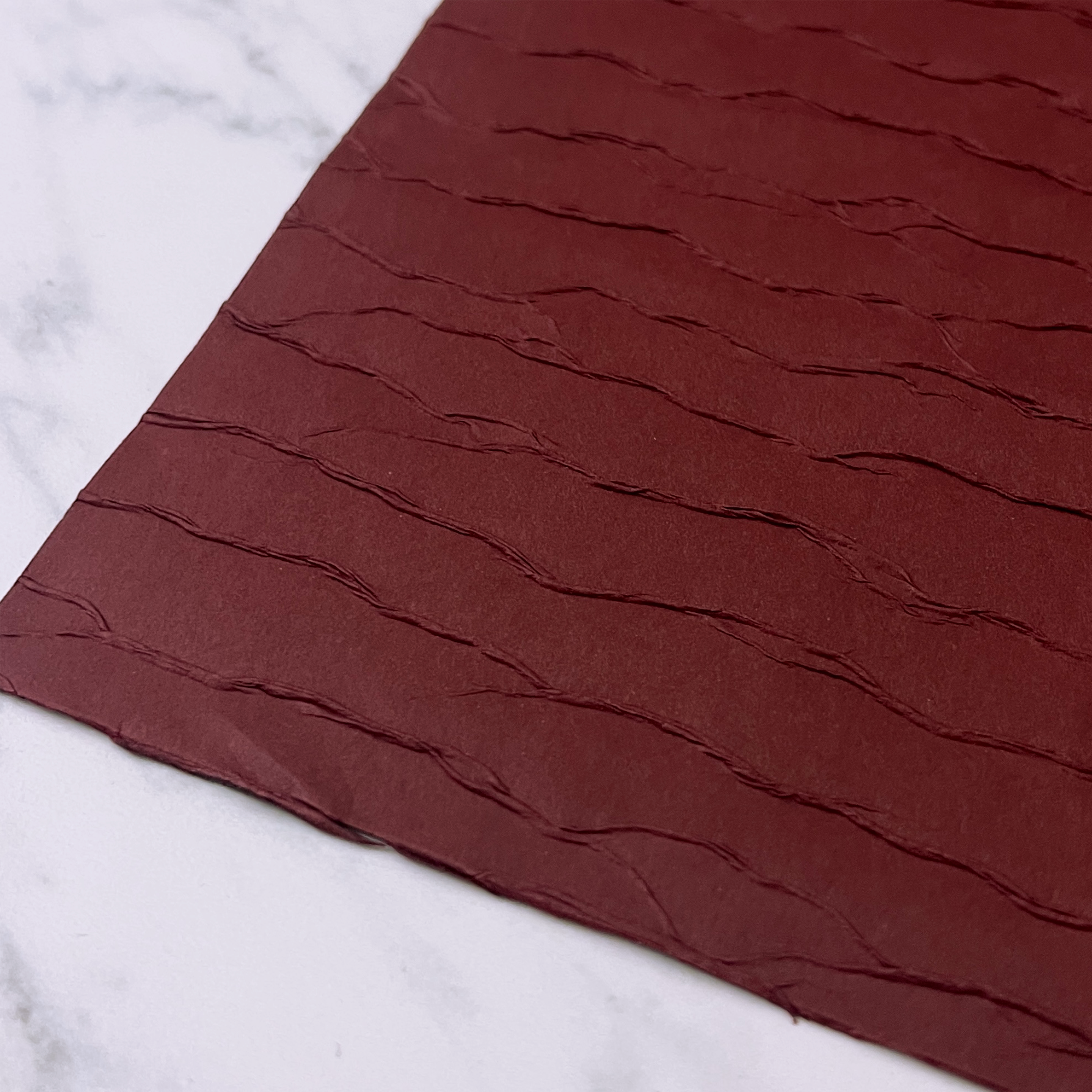 The paper company - Ecorce structure paper - Burgundy - 12 x 12"