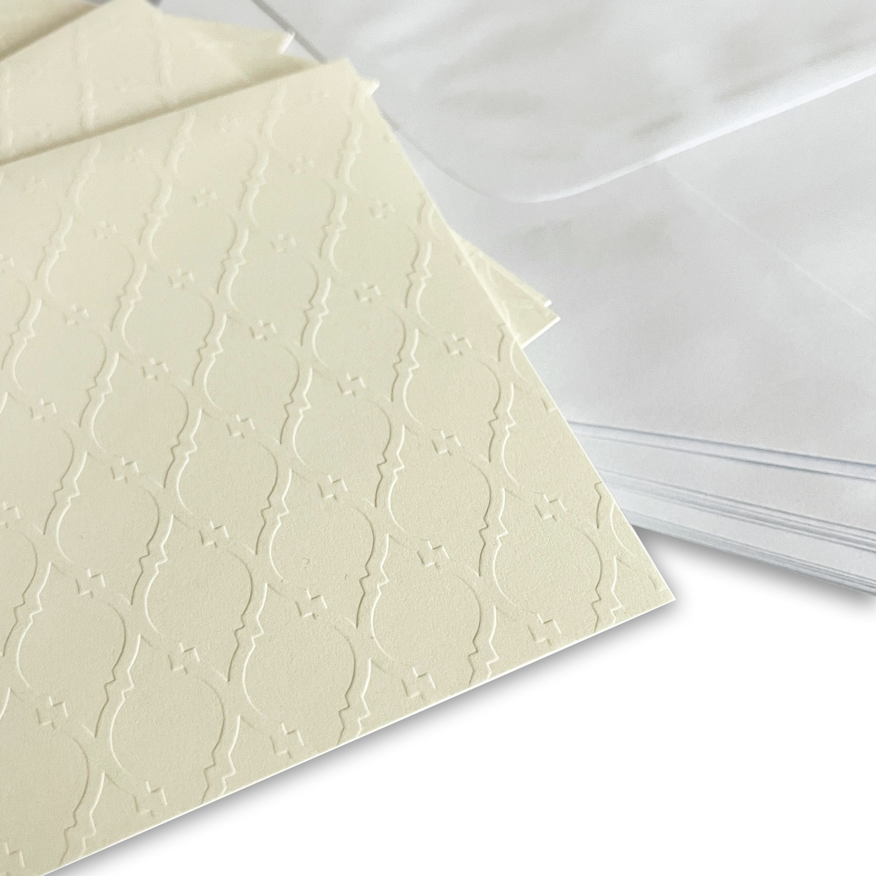 DCWV - Kort og  konvolutter - m/preget mønster - Krem  (12 stk)