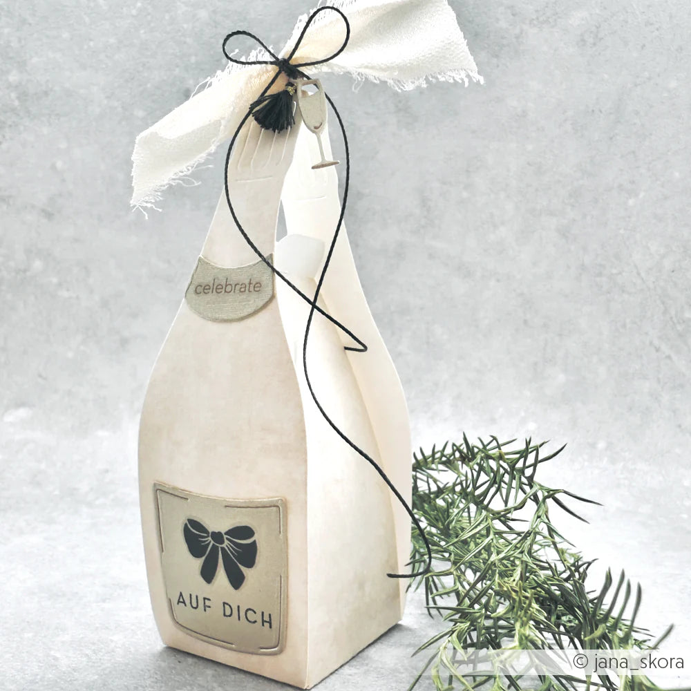 Alexandra Renke - Dies - Champagneboks