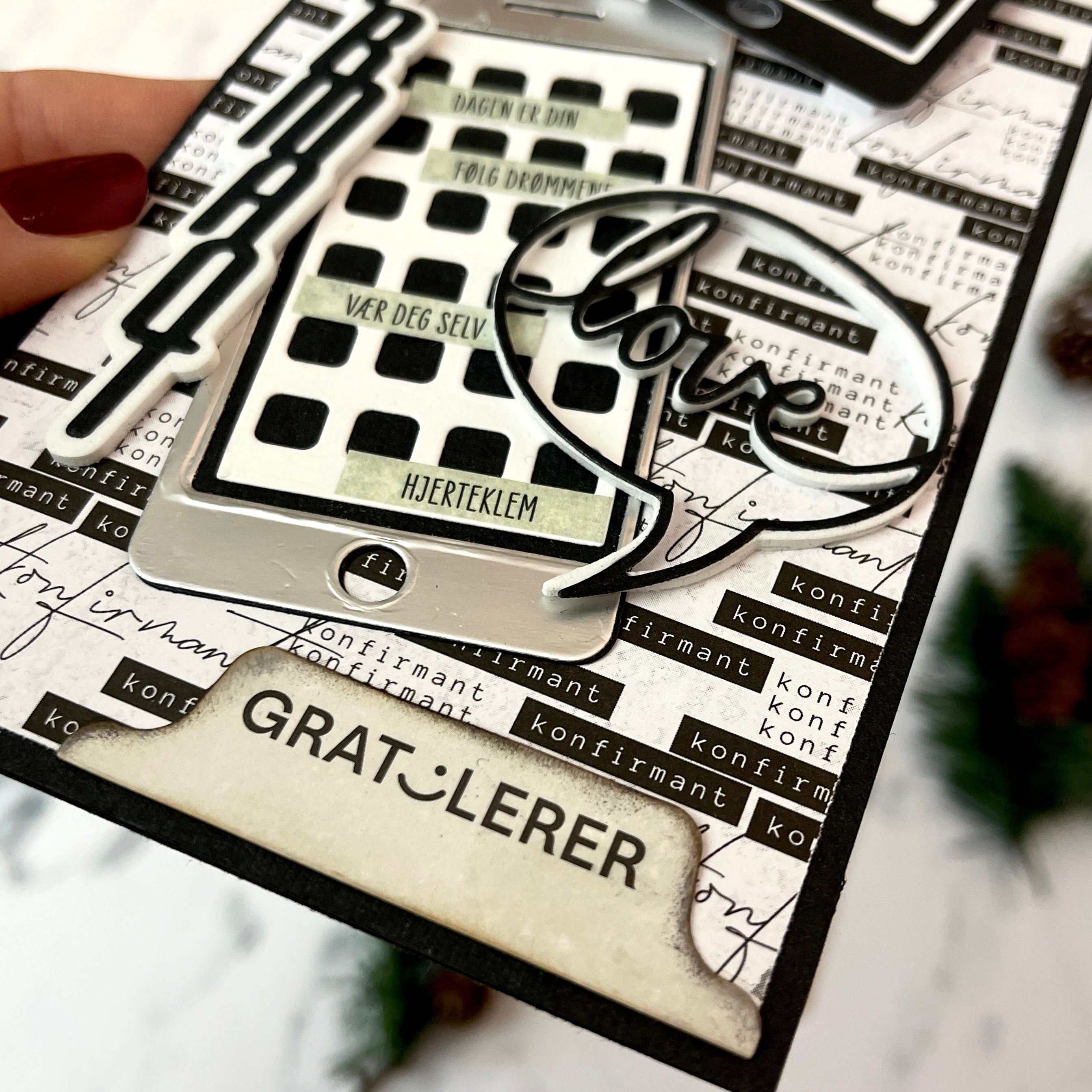 Poppystamps - Dies - Love Word Balloon