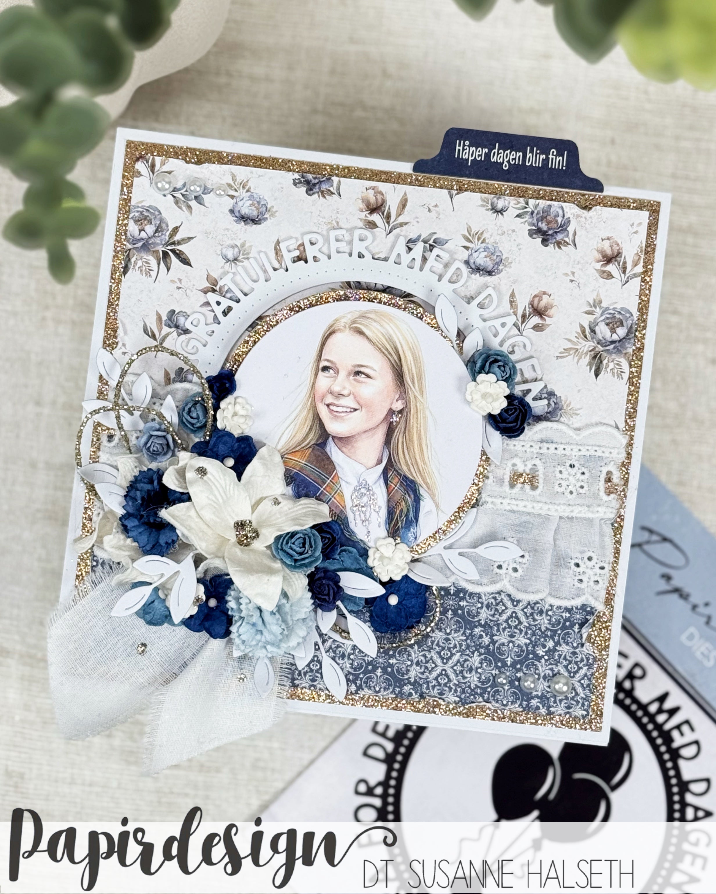 Papirdesign - Dies - Hurra og gratulerer (Vil bli produsert i flere eksemplarer - Trykk på - Få Beskjed knappen eller send en mail til hege@bikuben.com for å stå på liste)