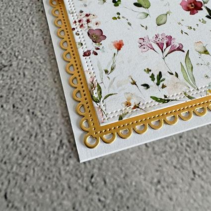 Simple and Basic - Dies - Lace Edge - Square