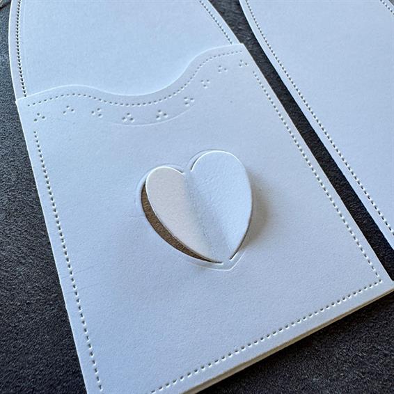 Simple and Basic - Dies - Happy hearts