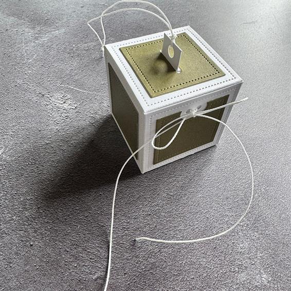 Simple and Basic - Dies - Square box