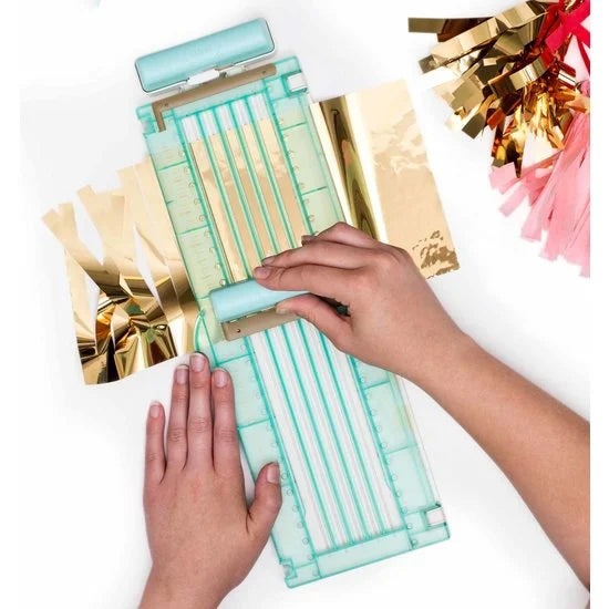 We R Memory Keepers - Party Collection - Fringe and Scoreboard