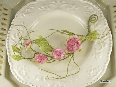 Prima Vines: Summer Carnation THISTLE