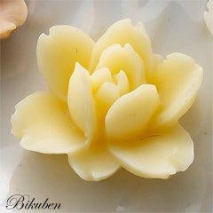 Webster's Pages - Whimsies -Lotus - Cream