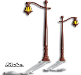 Cherry Lynn - Colonial Lamp Post