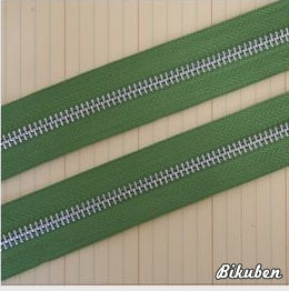 Maya Road - Zipper Trim - Leaf Green METERSVIS