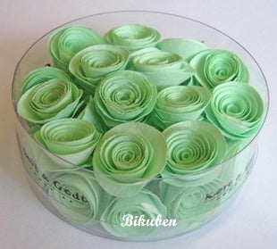 Kort & Godt: Blomst snurret S - Lys grønn