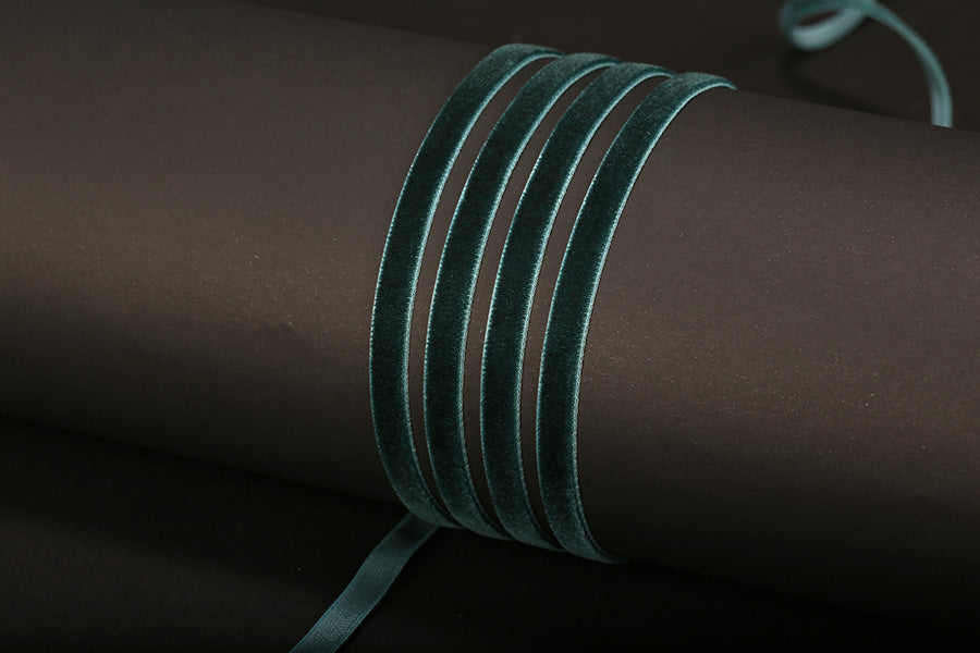 Bånd - Velvet - Green - 6mm -    (metervis)