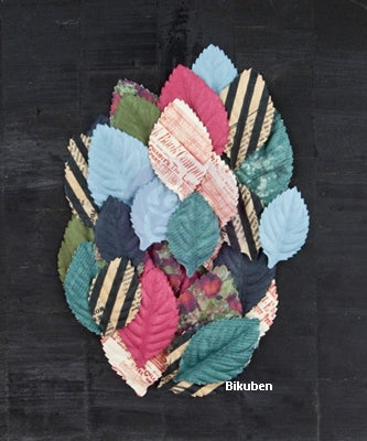 Prima - Stationers Desk - Scrawl Leaves