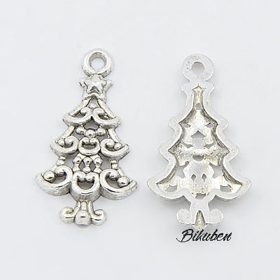 Charms - Antique Silver - Ornate Christmas Tree