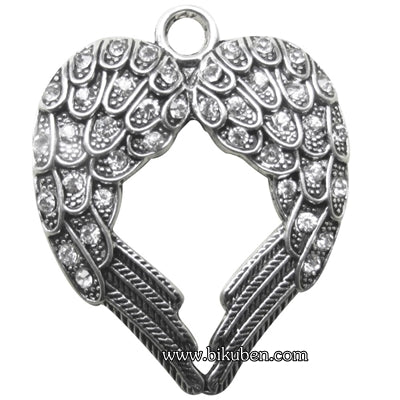 FabScraps - Silver Embellishment - Heart Wings