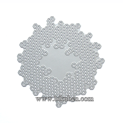 Alexandra Renke - Dies - Honeycomb Wreath