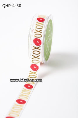 May Arts - XOXO Kiss - Metervis