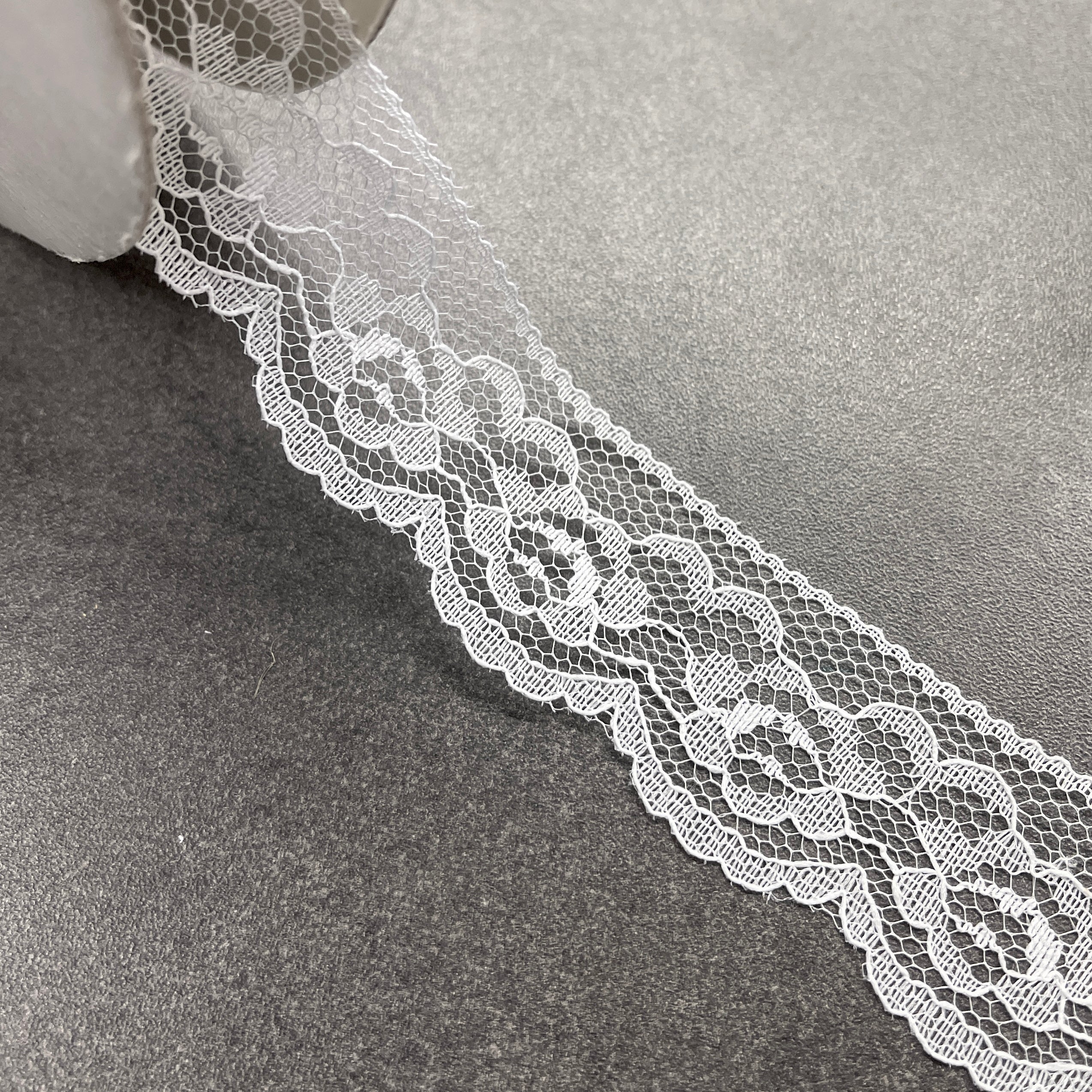 Cheep Trims - Flat Lace - White - METERSVIS