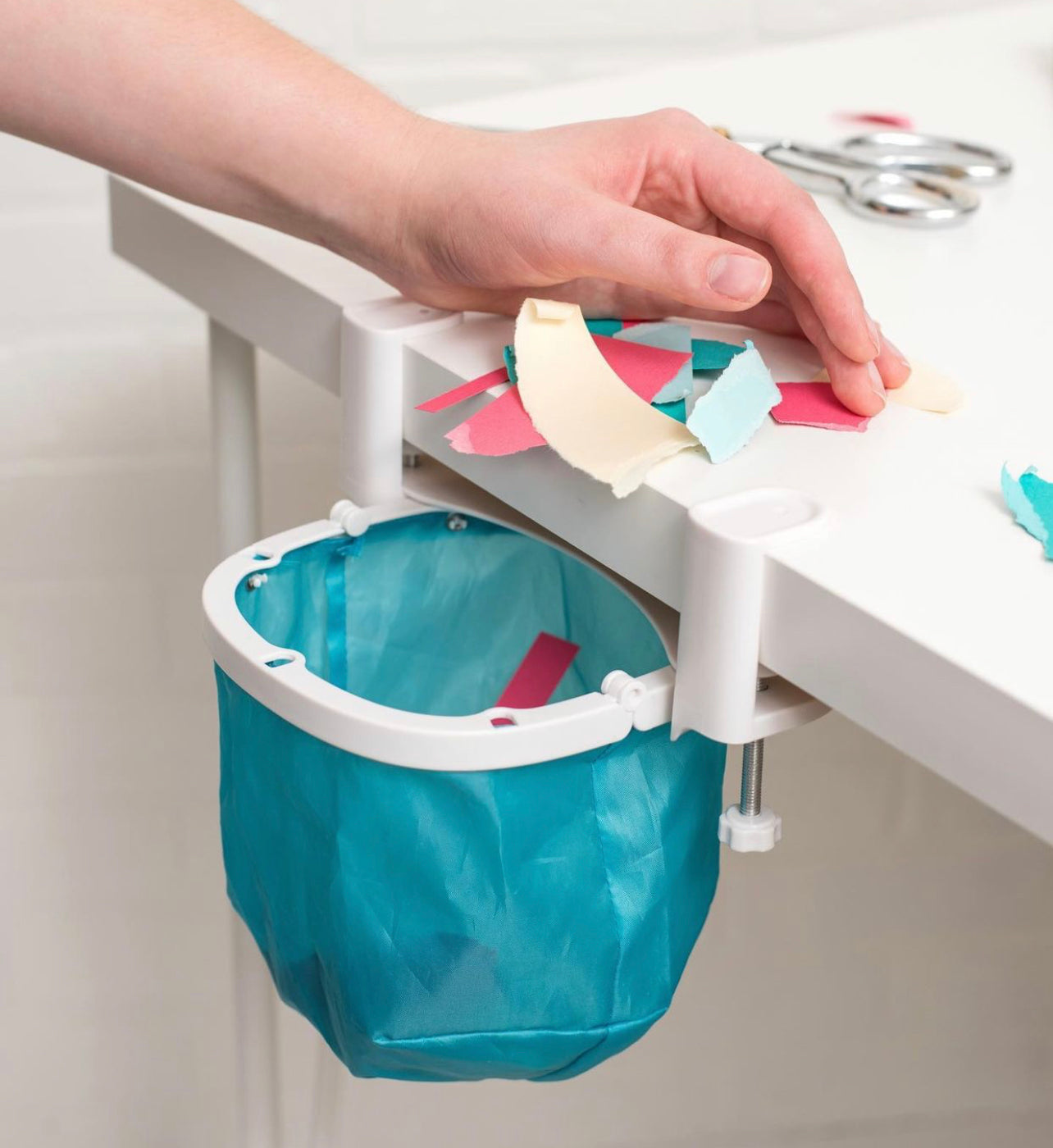 We R Memory Keepers - Desktop Dustbin