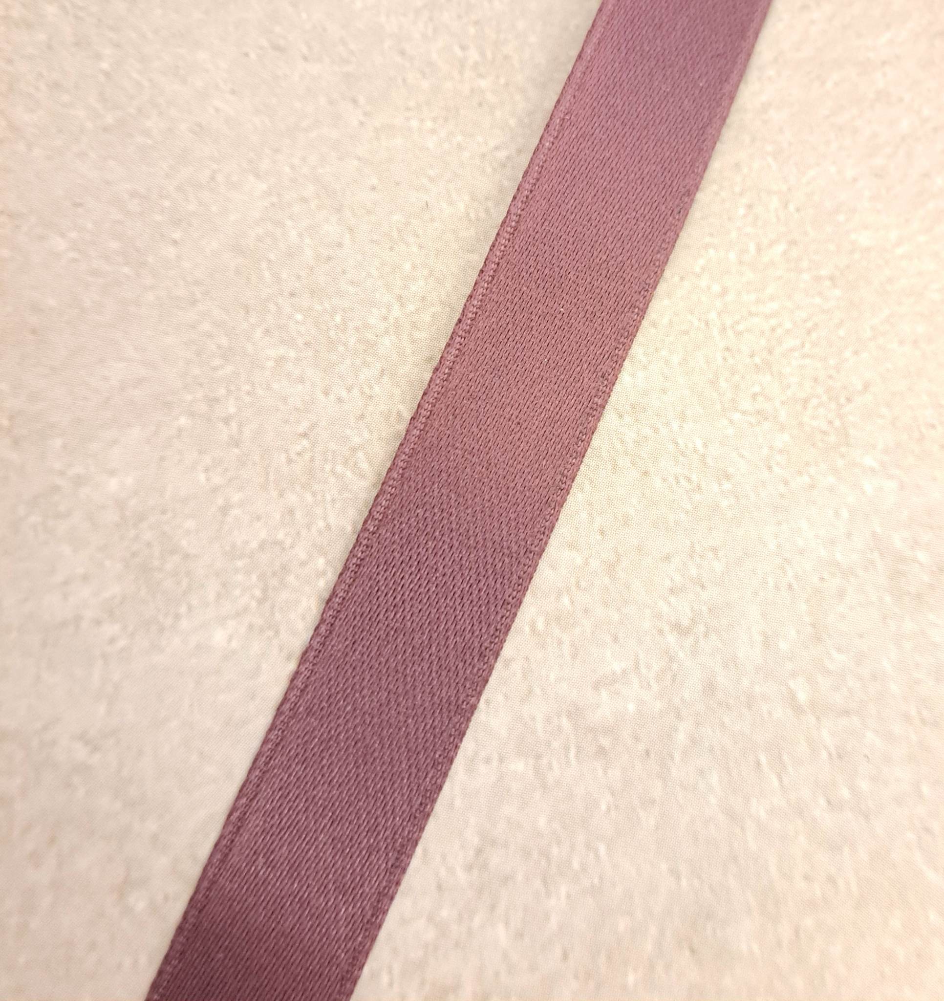 Edelweiss - Lilac Satin - Bånd - Metervis