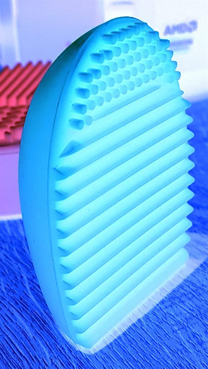 Nellie Snellen - Blending Brushes Cleaner