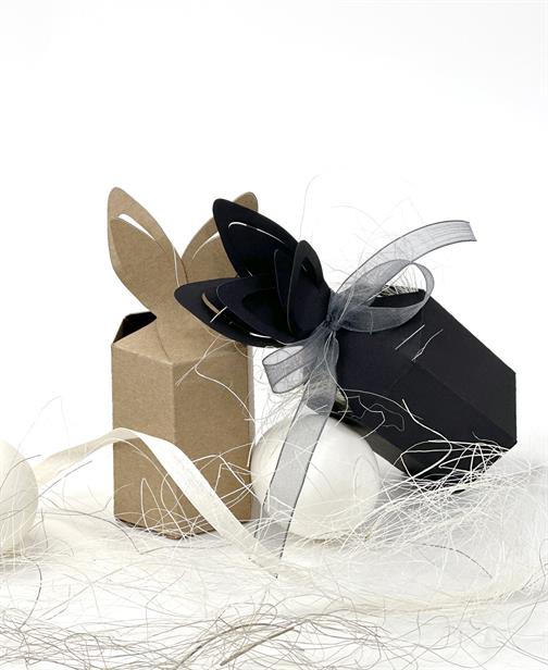 Alexandra Renke - Dies - Box with Rabbit Ears