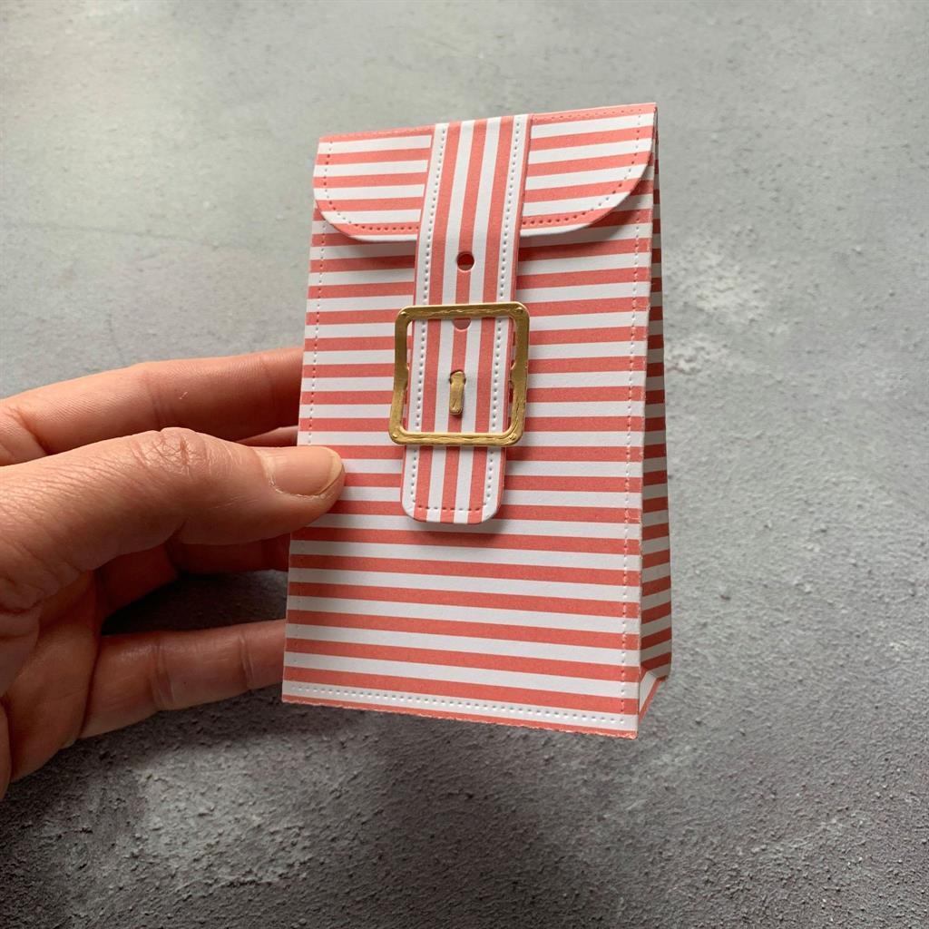 Simple and Basic - Dies - Gift Bag