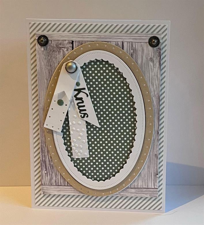 Simple and Basic - Dies - Star Framed Oval SBD194