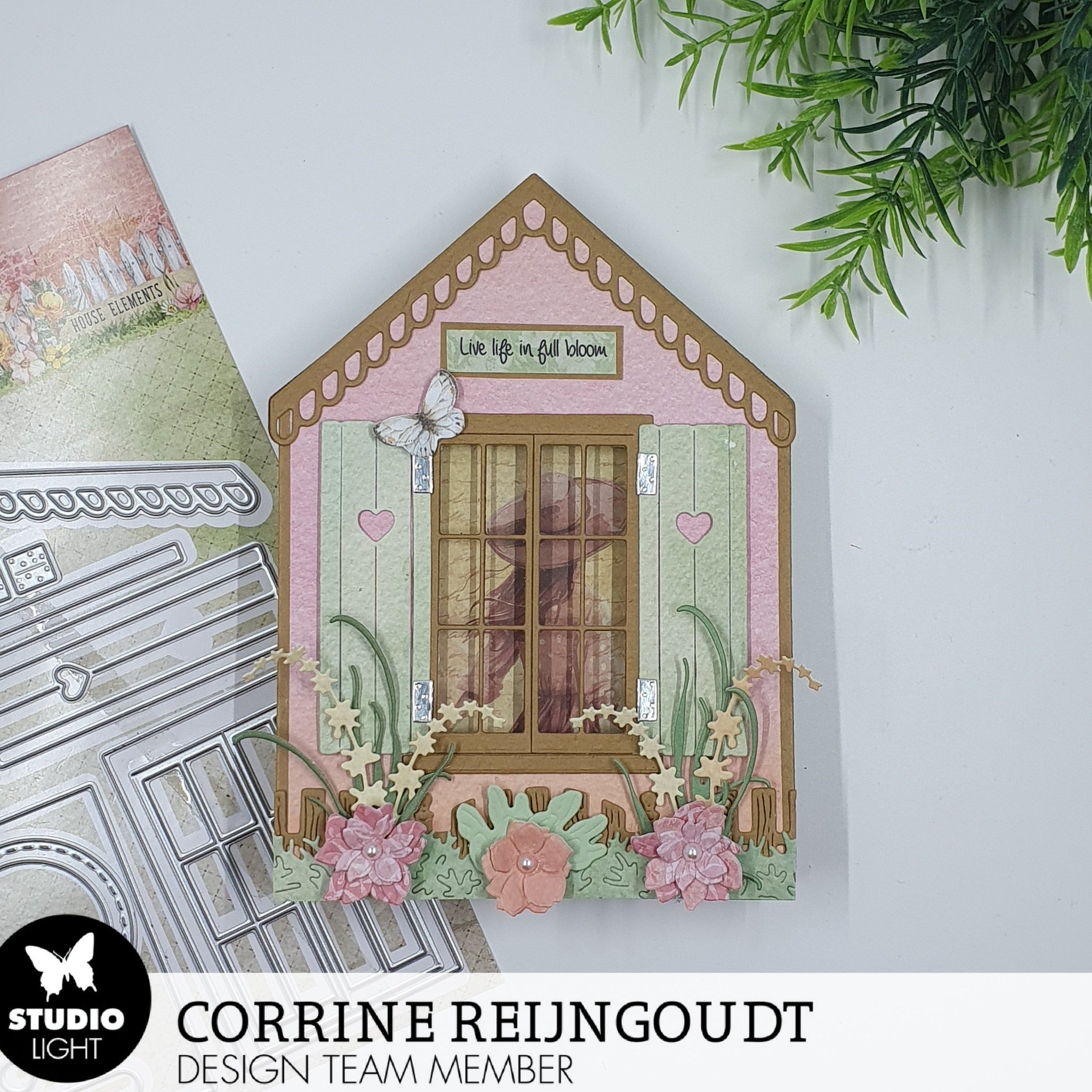 Studio Light - Dies - House Card