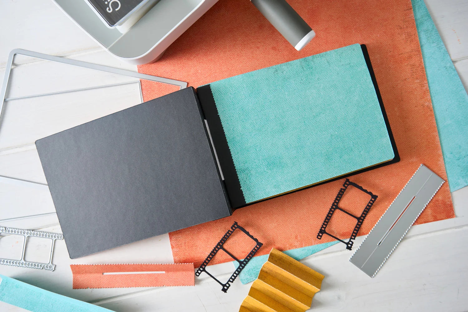 Sizzix - 49 & Market - Framelits dies - Build an Album