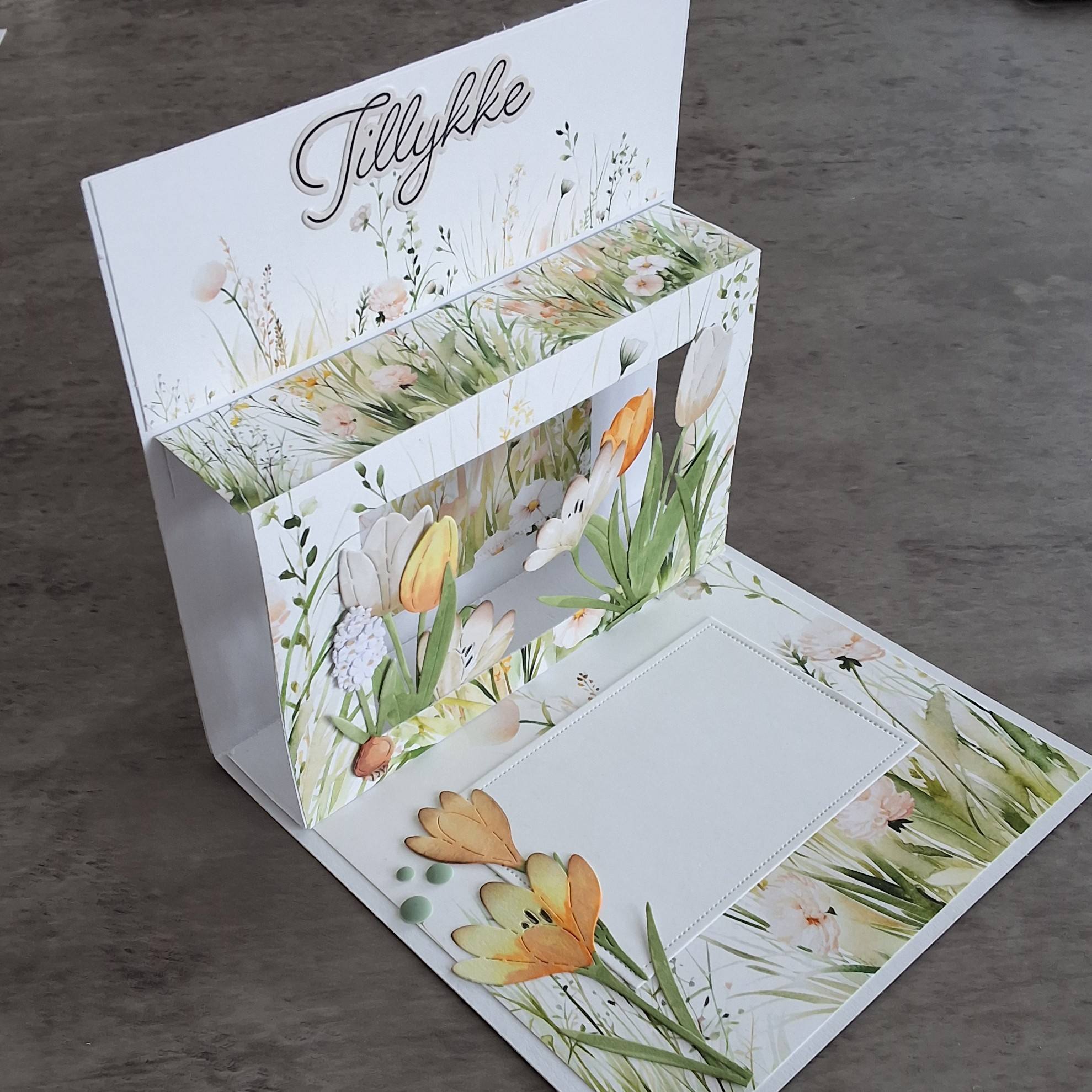 Simple and Basic - Dies - Beautiful Crocuses