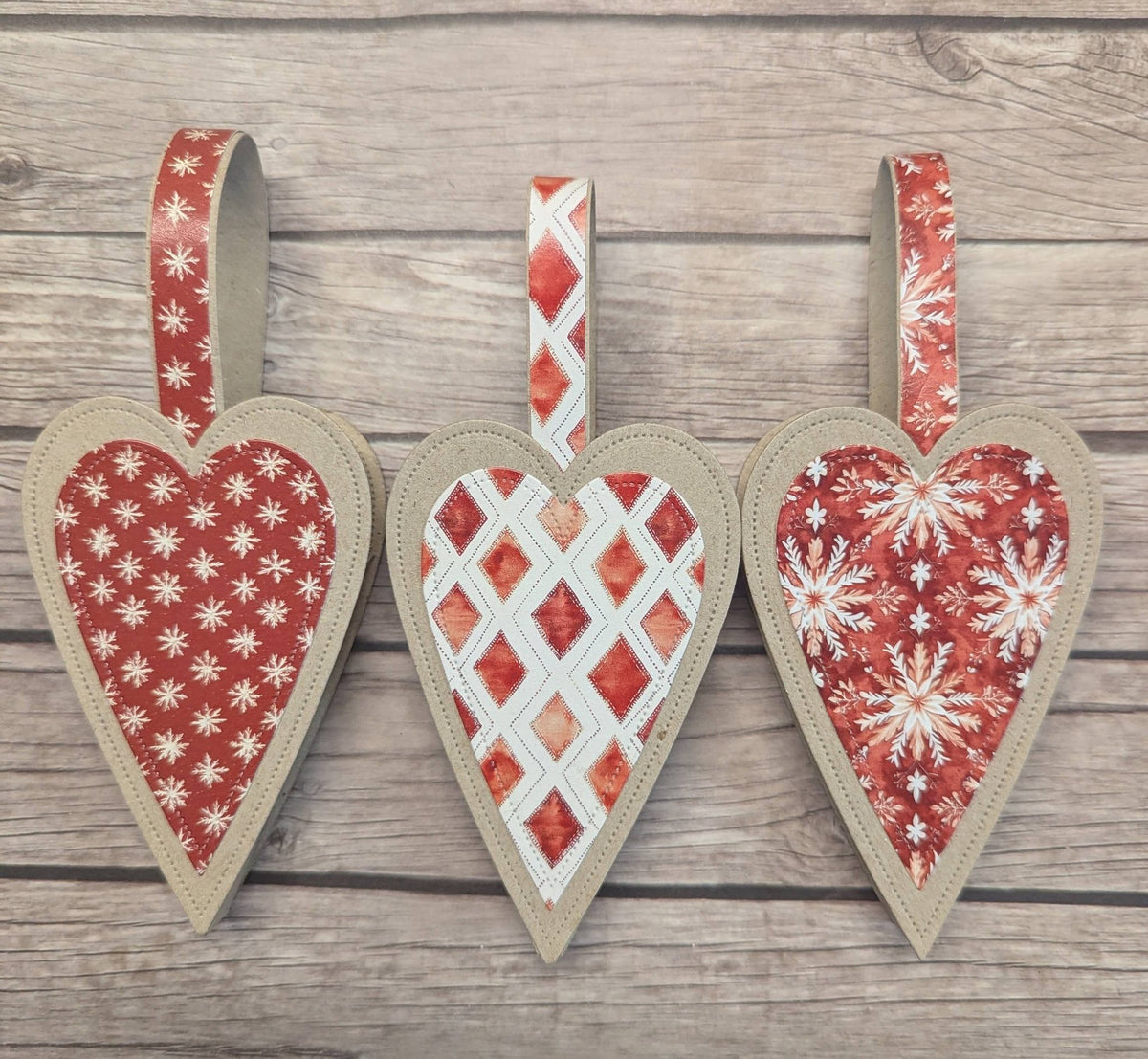 Simple and Basic - Dies -  Oblong Hearts with tag