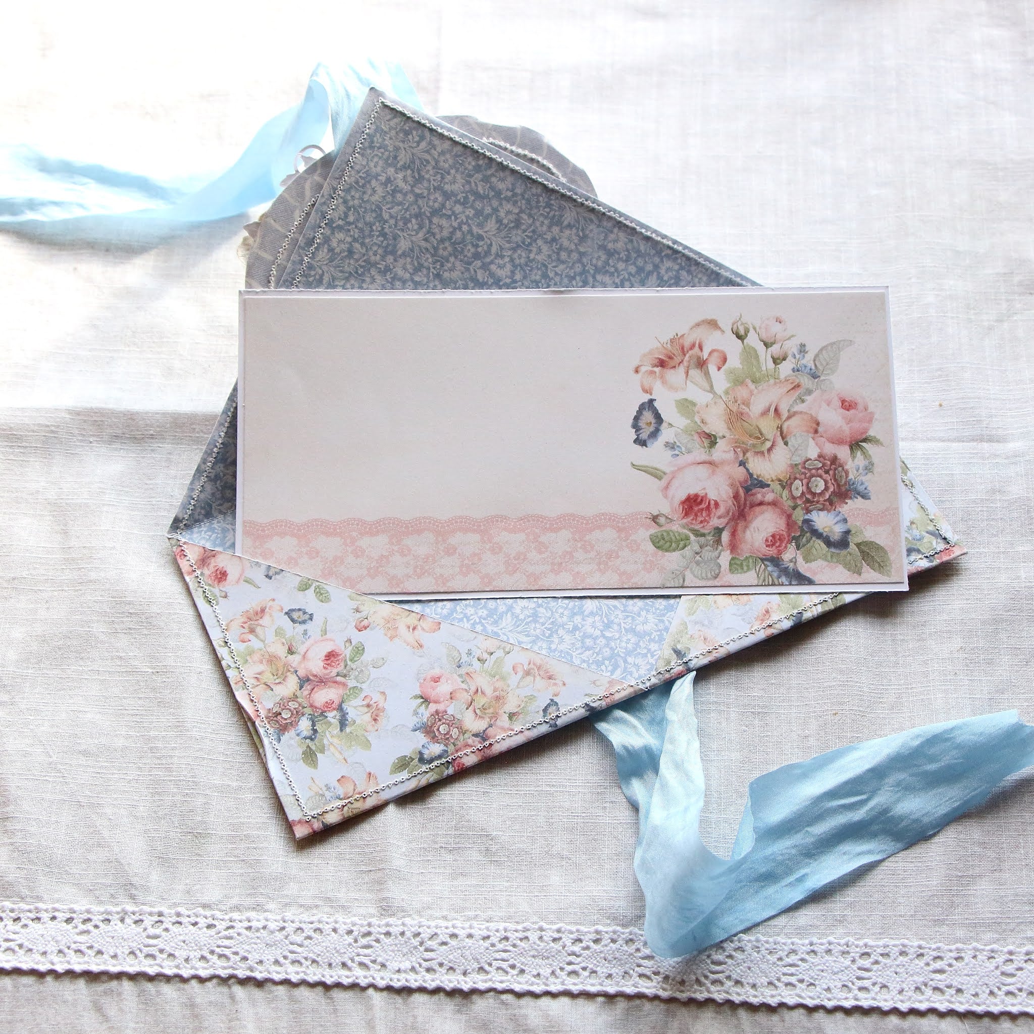Morsdagsbundle! Garden of Hope + 5stk Bazzill kartong