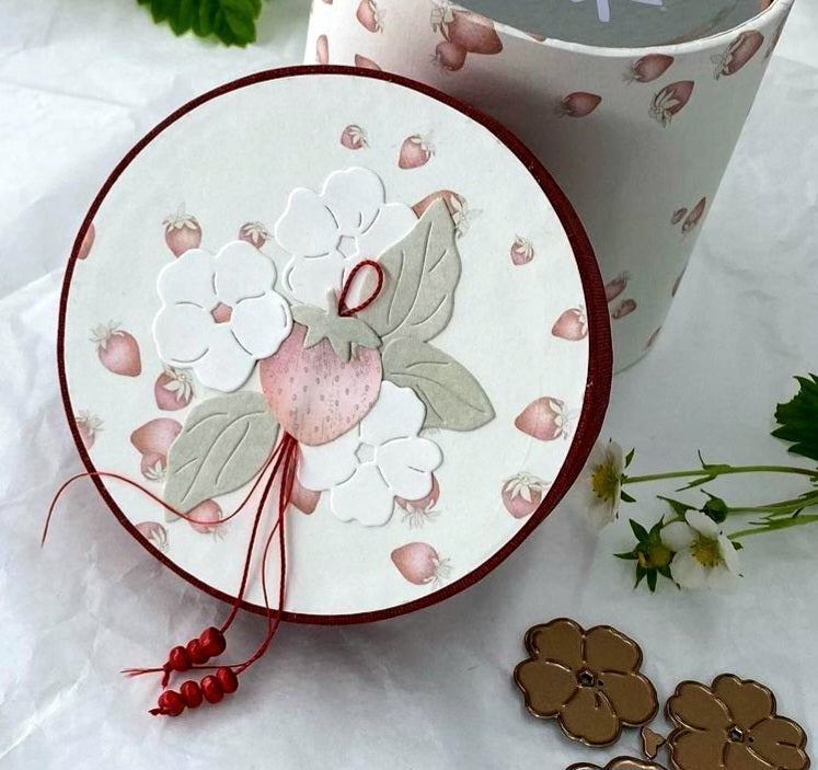 Alexandra Renke - Dies - Strawberry Branch Pair