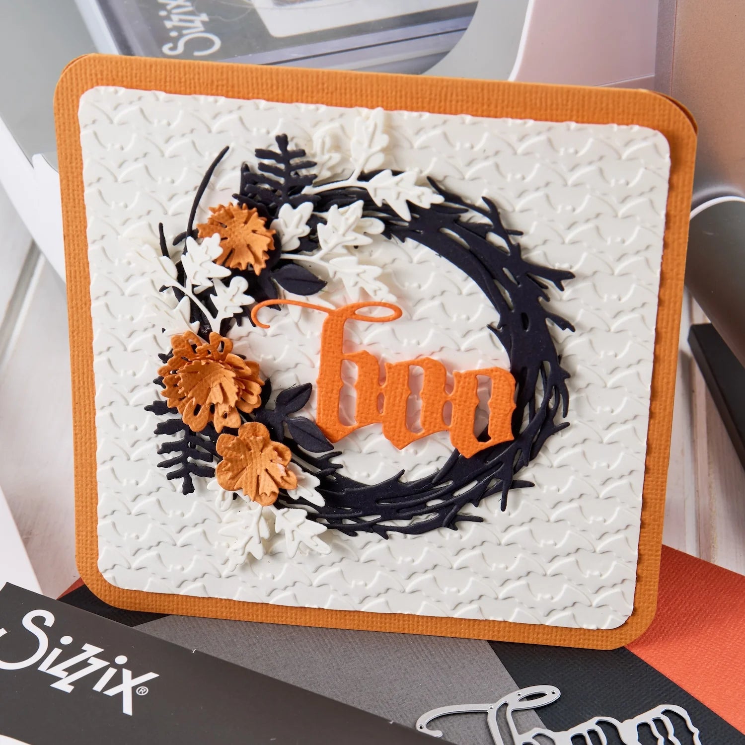 Sizzix - Tim Holtz - 2D Texture Fades w/ A5 Embossing Folder Large Vault Batground