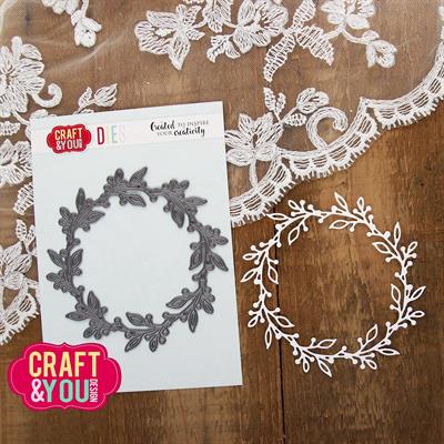 Craft and You - Dies - Delicate wreath