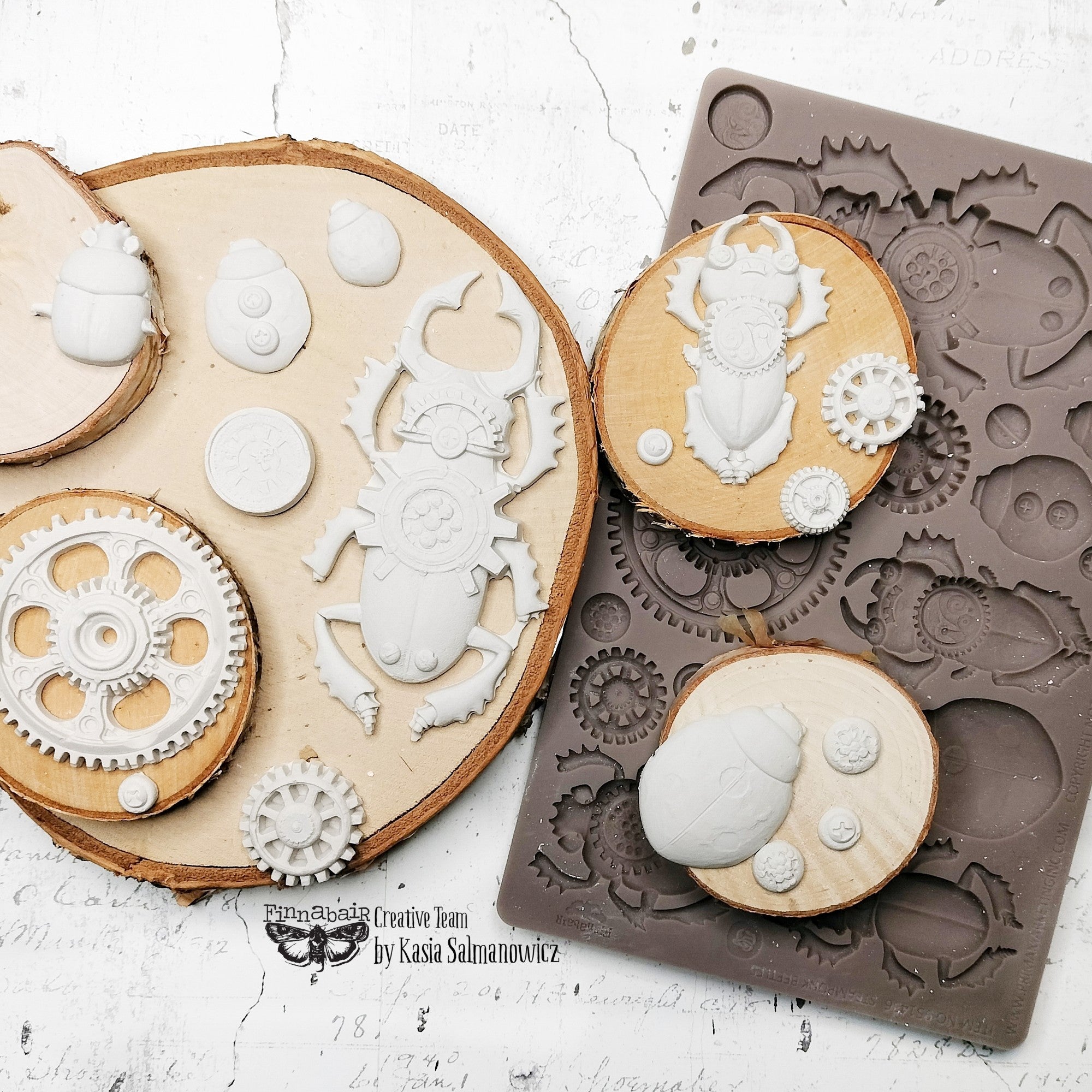 Prima - Finnabair Decor Mould - Steampunk Beetles