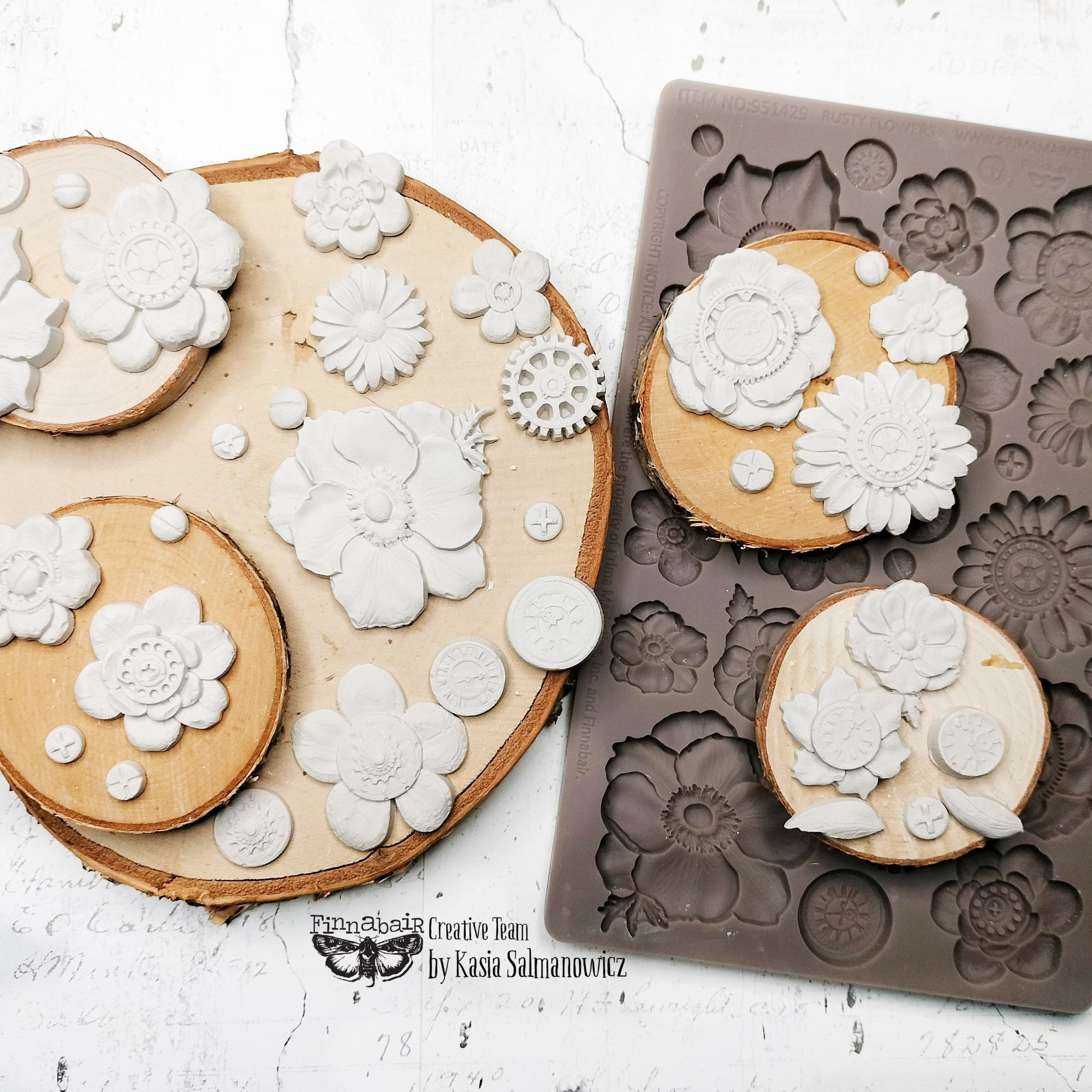 Prima - Finnabair Decor Mould - Rusty Flowers