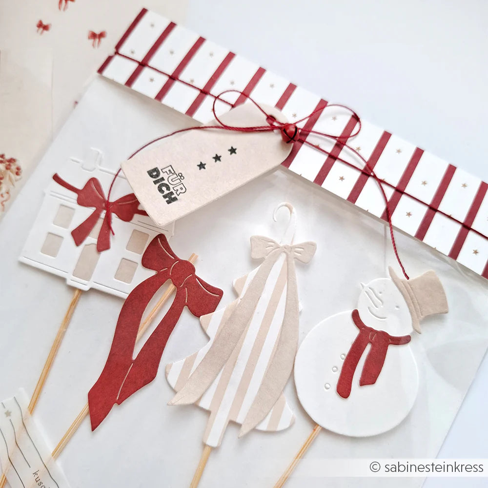 Alexandra Renke - Dies -  Happy Fir tree