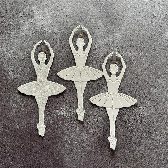 Simple and Basic - Dies - Ballerina