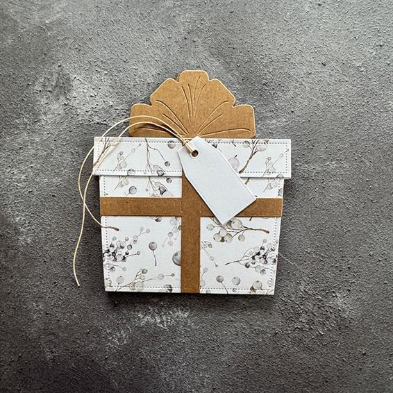 Simple and Basic - Dies - XL Present